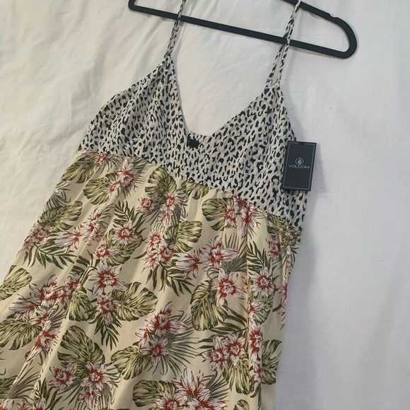 Volcom Sundress - Picture 6 of 6